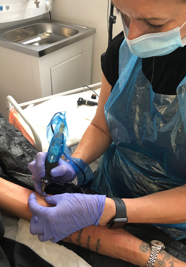 enrol on scar camouflage training course